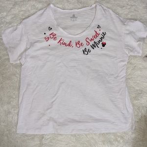 NWT Disney Be Kind, Be Sweet, Be Minnie Shirt